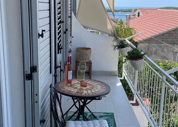 Apartmán Yukka Comfor Center Hvar With Parking *